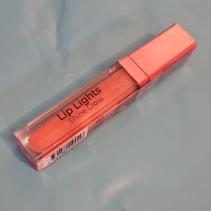 MCoBeauty Lip Lights Shine Gloss, Pink,  Color: Striptease, With Mirror, New